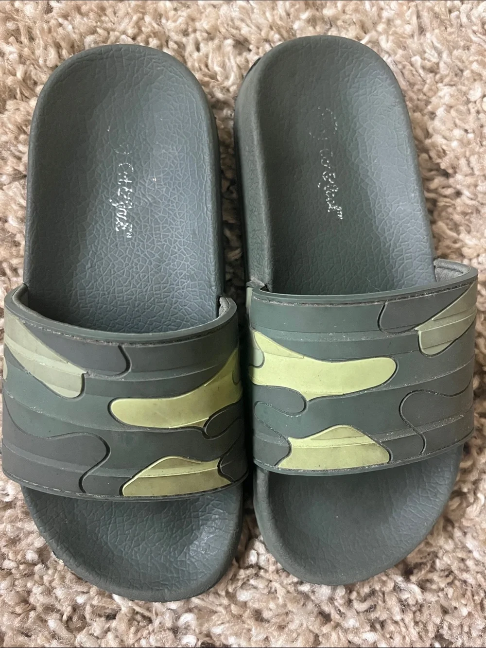 Cat & Jack Boys Green Camo Slide Sandals Size 13/1